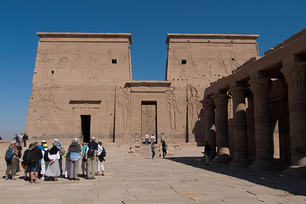 11_Philae-entry_ClaudeLeRoux_600