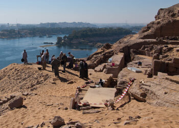 12_Aswan_Tombs-of-Nobles_Claude-LeRoux_600