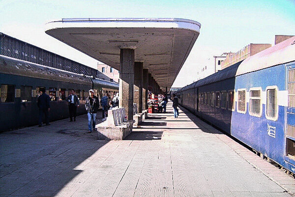 Aswan-Individual_Aswan-trainstation_6495