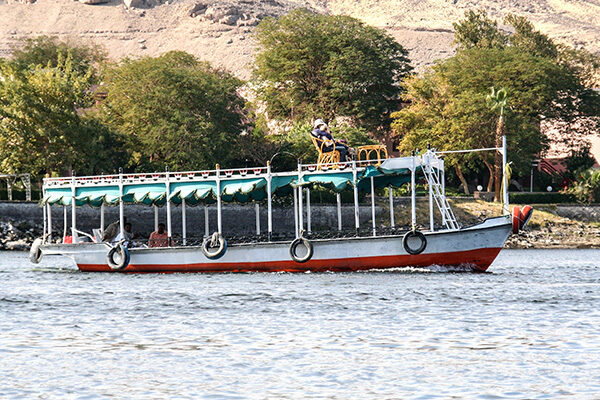 Aswan-Individual_motorboat
